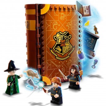 Конструктор LEGO HARRY POTTER "УЧЁБА В ХОГВАРТСЕ: УРОК ТРАНСФИГУРАЦИИ" 76382